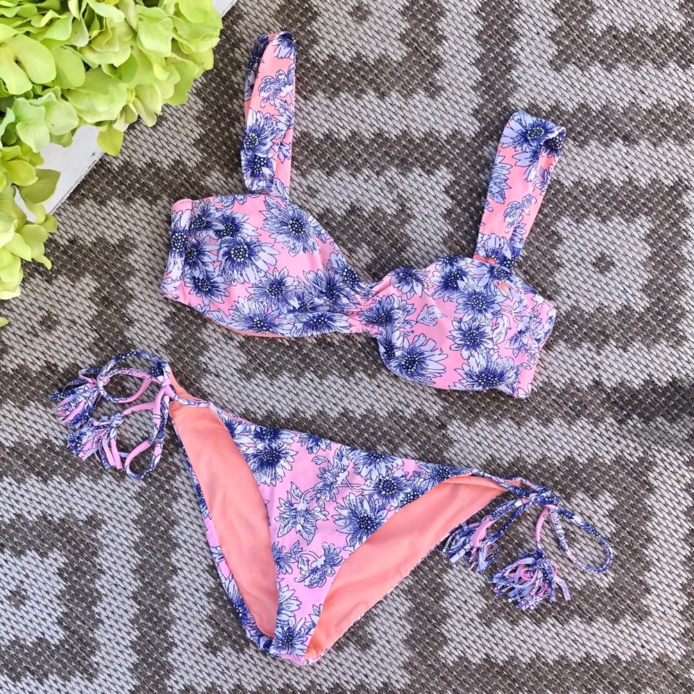 O’Neill pink bikini set w/ detachable straps